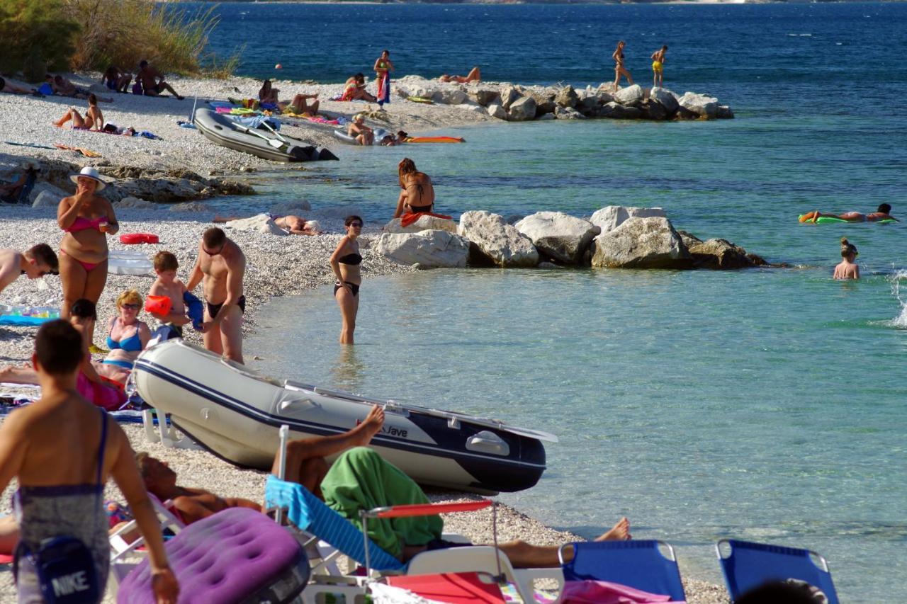 Apartments By The Sea Slatine, Ciovo - 14158 Екстериор снимка