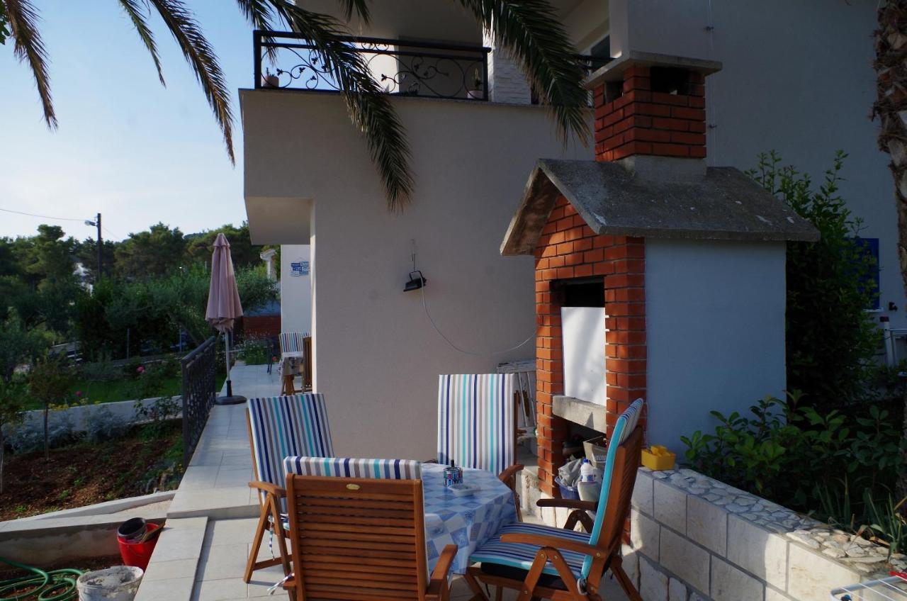 Apartments By The Sea Slatine, Ciovo - 14158 Екстериор снимка
