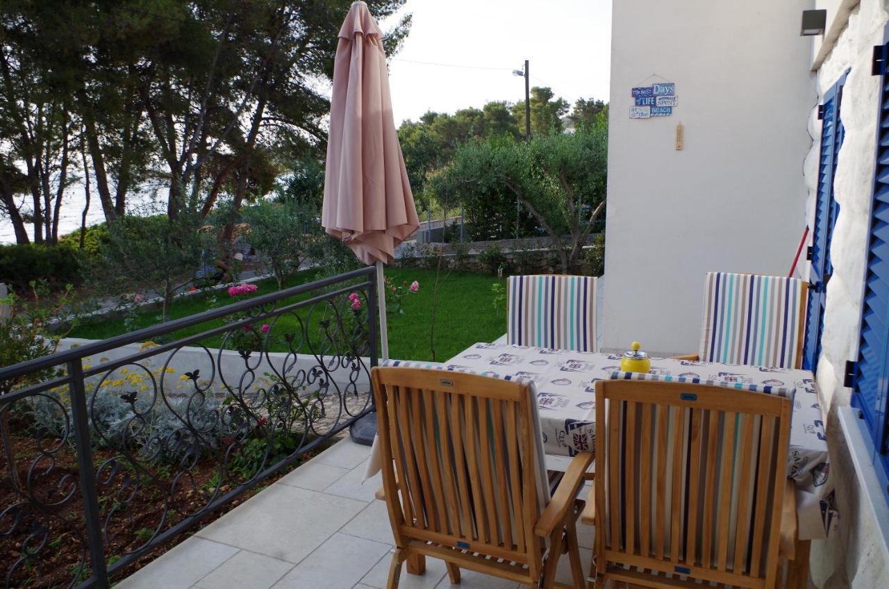 Apartments By The Sea Slatine, Ciovo - 14158 Екстериор снимка